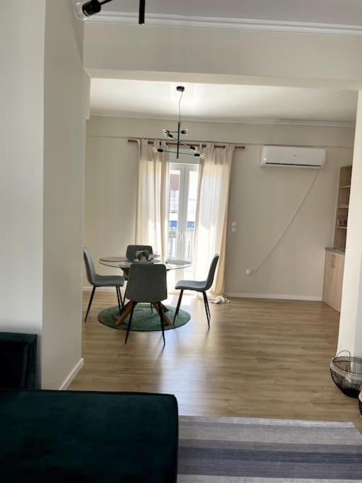 Luxury Penthouse In Pagrati Apartment Athens Luaran gambar
